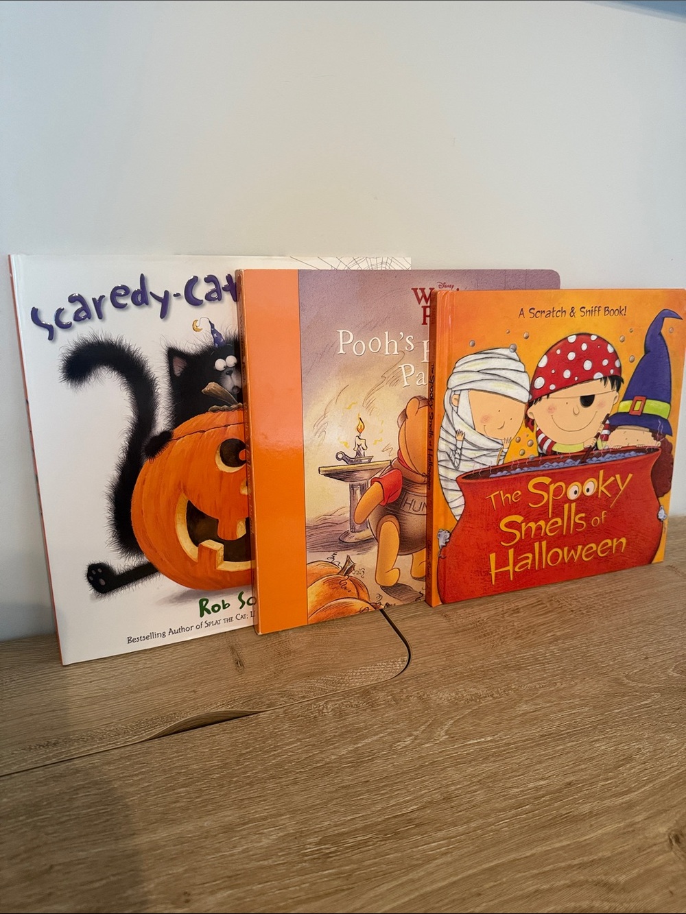 Kids Halloween Book Set - Pooh’s Halloween Parade, Scardey-Cat, Splat, Smells of